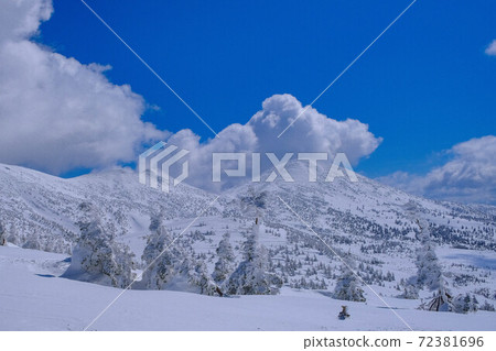 Hakkoda in snow Hakkoda in snow 72381696