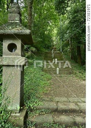 Iwafuneyama Koshoji approach stone steps 72381971