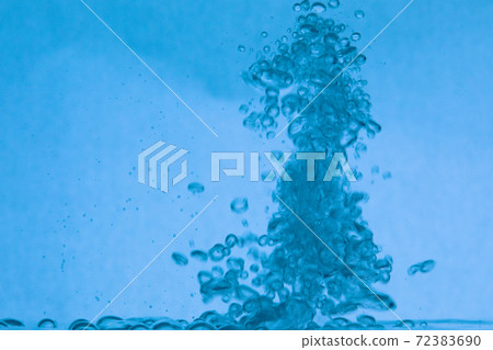 Image of liquids and bubbles (blue) 72383690