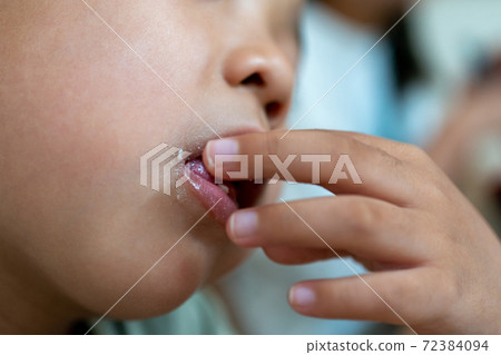 younger, dietary, meal 72384094