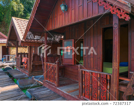 Water cottage (Khao Sok Lake, Surat Thani Province, Kingdom of Thailand) 72387317