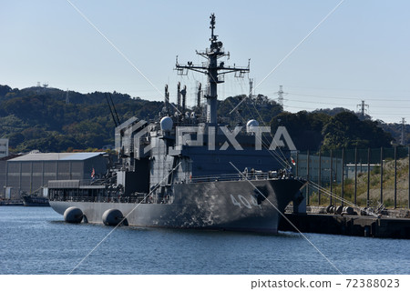 Yokosuka base military port tour 72388023