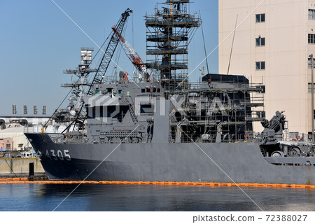 Yokosuka base military port tour 72388027