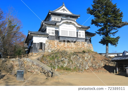 [Okayama Prefecture] Bitchu Matsuyama Castle under clear skies 72389311
