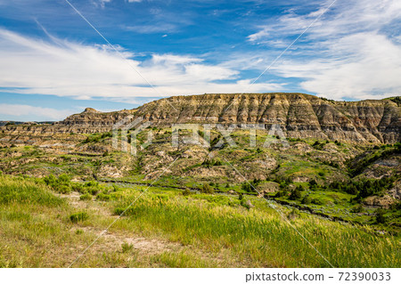 North Dakota Badlands 72390033