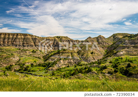 North Dakota Badlands 72390034