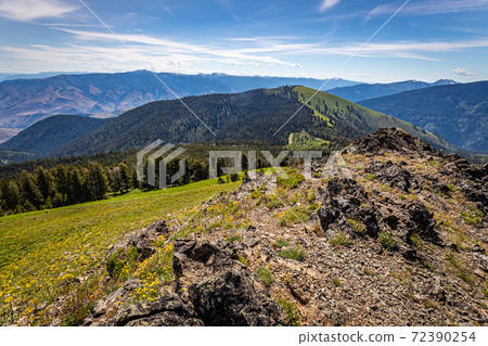 Heavens Gate Vista 72390254