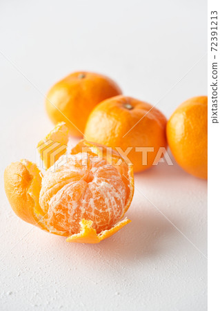 Peeled oranges Peeled oranges 72391213
