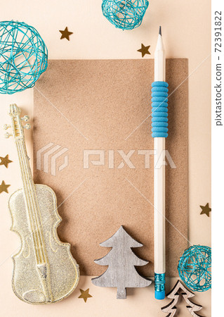 Christmas greeting card concept 72391822