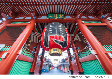 Asakusa Sensoji Temple Kaminarimon Lantern Asakusa Sensoji Temple Kaminarimon Lantern 72392427