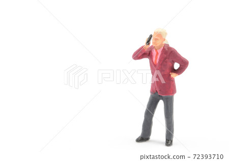 一個人打電話 一個人打電話 72393710