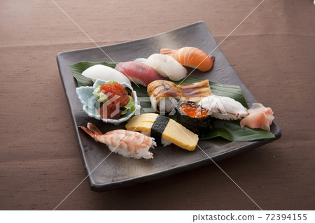sushi sushi 72394155