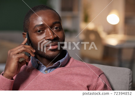 Man busy on the phone 72394852