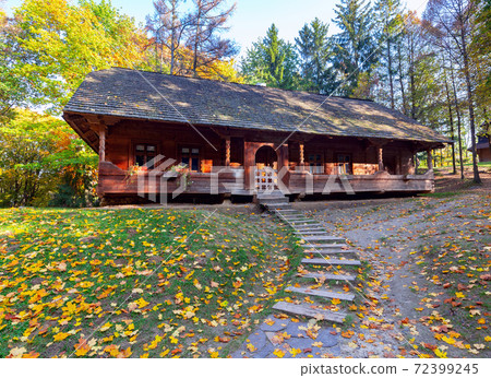 Carpathians. Traditional old village house. 72399245