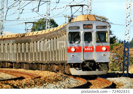 著名的不銹鋼車...東急8500系列 著名的不銹鋼車...東急8500系列 72402831