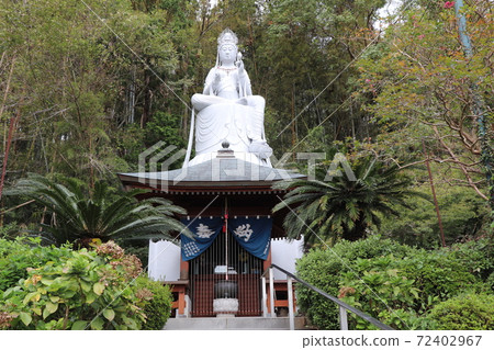 Kannon instead of Tosho-ji Temple 72402967