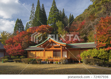 Izumi Town, Yatsushiro City Heike no Sato Autumn Leaves Izumi Town, Yatsushiro City Heike no Sato Autumn Leaves 72407936