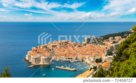 Aerial view of old city Dubrovnik Aerial view of old city Dubrovnik 72408727