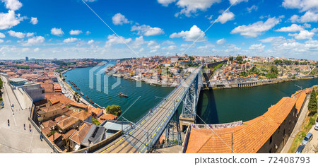 Dom Luis Bridge in Porto Dom Luis Bridge in Porto 72408793