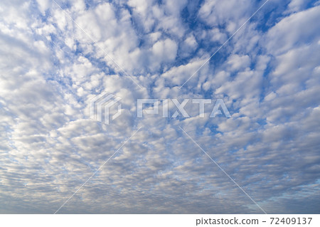 天空照片：藍天，白雲，烏雲 72409137