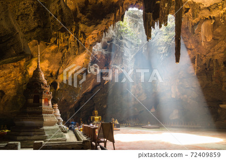Sun light in a cave 72409859