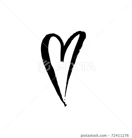 Grunge heart. Valentine day print. Vector illustration. 72411276