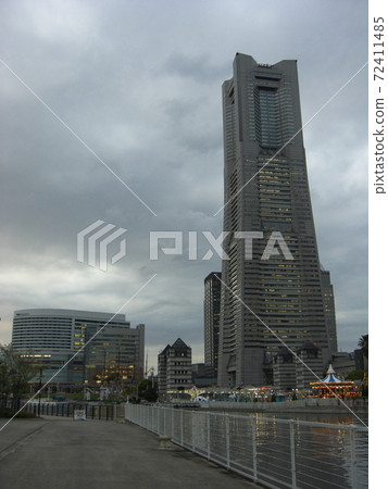 Landmark Tower Landmark Tower 72411485