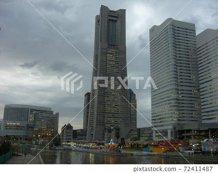 Landmark Tower Landmark Tower 72411487