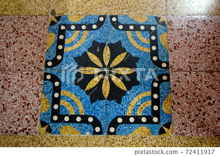 Laid Out Geometrical Tile Design 72411917
