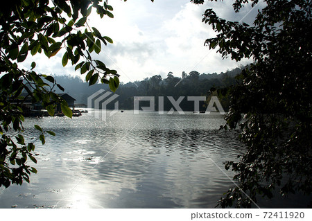 Lake and Landscape at Kodaikanal 72411920