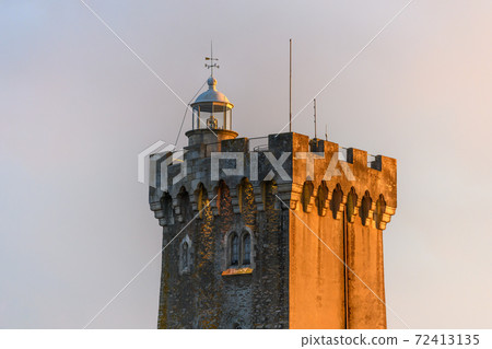 Lighthouse on the Arundel tower in Les Sables d'Olonne. 72413135