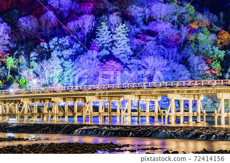 京都渡橋嵐山花光之路 京都渡橋嵐山花光之路 72414156