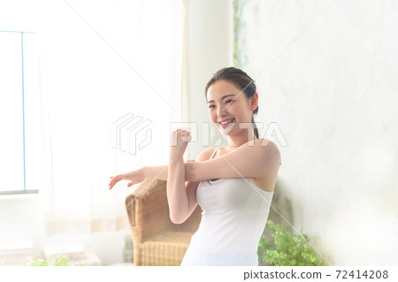 Women beauty 72414208