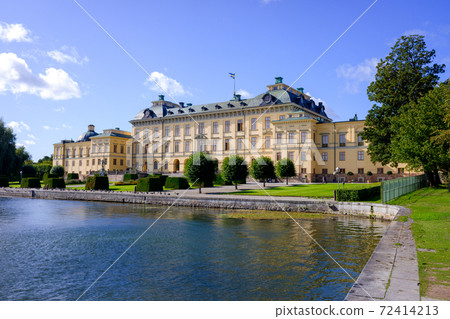 Drottningholm Palace, where the Swedish royal family lives, is a World Heritage Site called Versailles in Northern Europe. 72414213