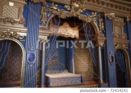 Drottningholm Palace, where the Swedish royal family lives, is a World Heritage Site called Versailles in Northern Europe. 72414241