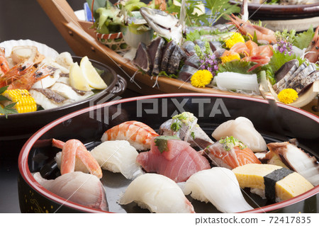 Sushi image 72417835