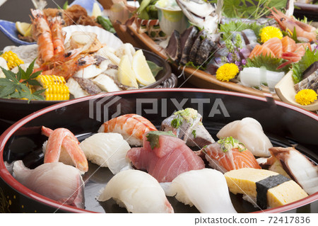 Sushi image Sushi image 72417836