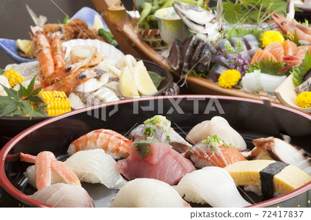 Sushi image Sushi image 72417837