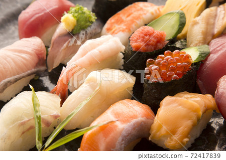 Sushi image 72417839