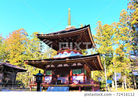 Koyasan / winter scenery 72418112