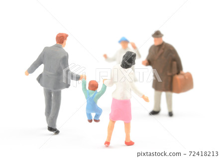 Family image 72418213