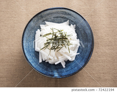 Shredded yam 72422194