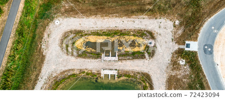 Vertically aerially taken in front basin or stilling basin 72423094