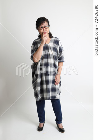 Asian Woman 72426290