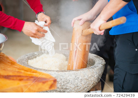 A state of sticking 72429439