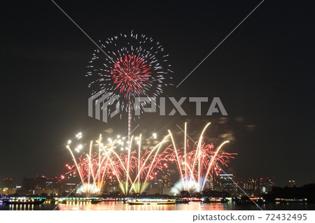 2018 Tokyo Fireworks Festival 72432495