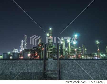 Factory night view Yokkaichi Complex 2018 Factory night view Yokkaichi Complex 2018 72443266