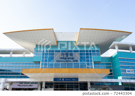 Seoul, South Korea- Oct 24, 2019 72443304