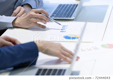 Business scene office meeting Business scene office meeting 72444043