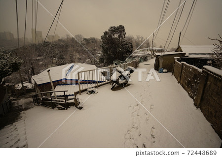 Jeongneunggol. Snow scene. Winter. Alley Jeongneunggol. Snow scene. Winter. Alley 72448689